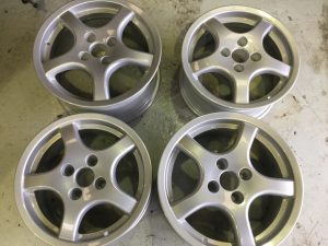 TVR Alloy wheel restored